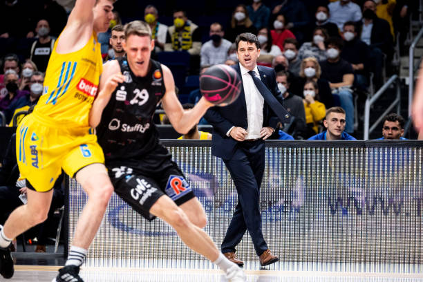 高位逼抢与 高位逼抢与