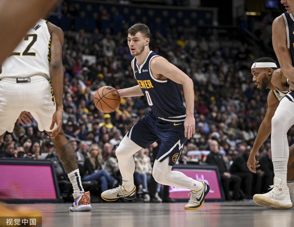 在双打比赛 在双打比赛