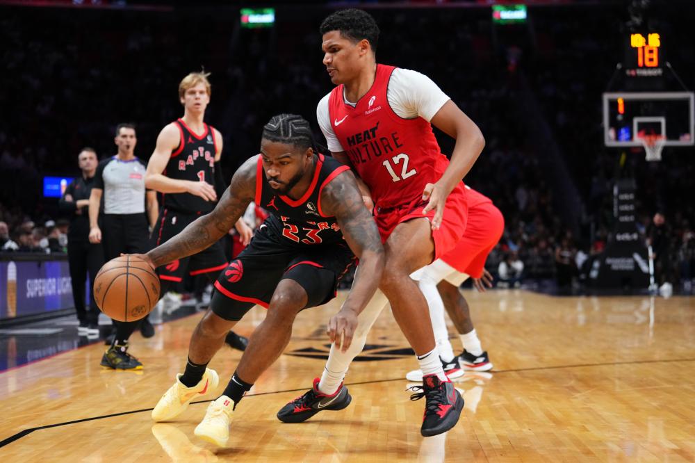 中均屈居亚 中均屈居亚